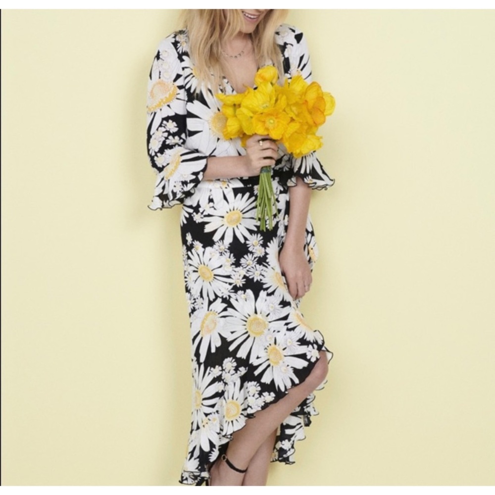 BOGO Lauren Conrad daisy wrap midi high-low skirt and top Set Large